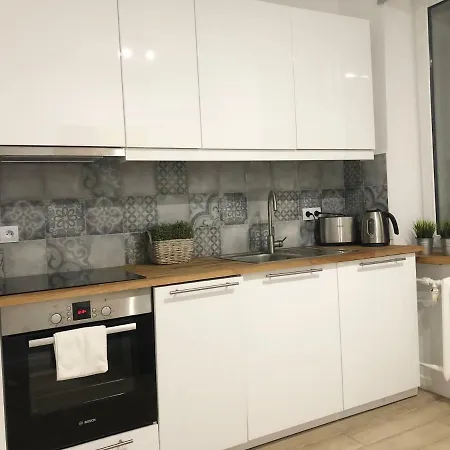 Solidarnosci 131a By Homeprime ורשה